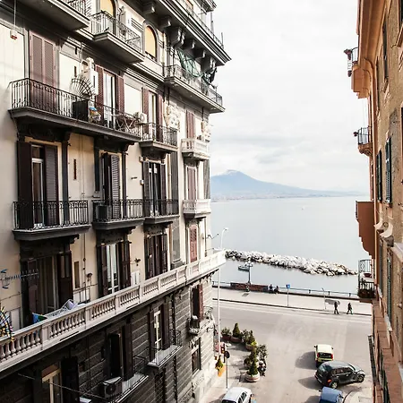 Apartment Interno 5 *